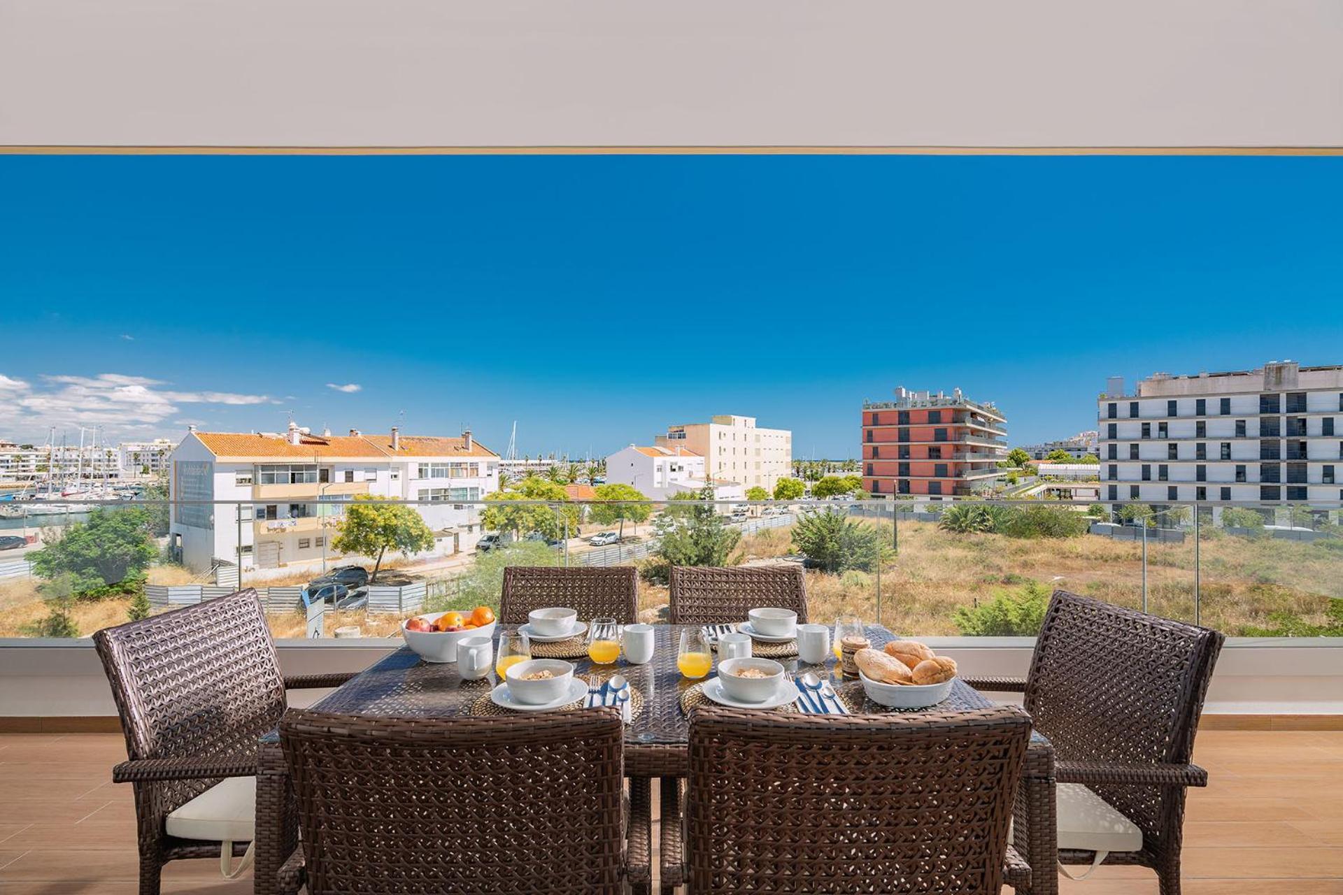 Apartment Marina View 2 With Pool By Homing